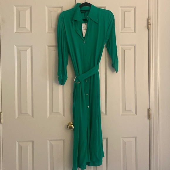 Green Zara Dress. New with tags, Never worn, Smoke free home!! - Picture 2 of 4